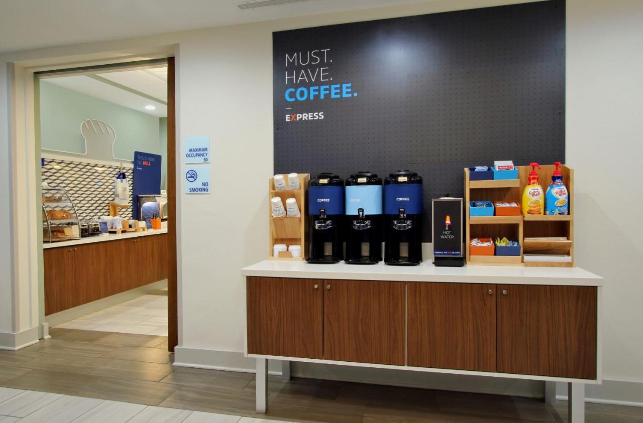 Holiday Inn Express Hotel & Suites Dayton-Centerville By Ihg Buitenkant foto