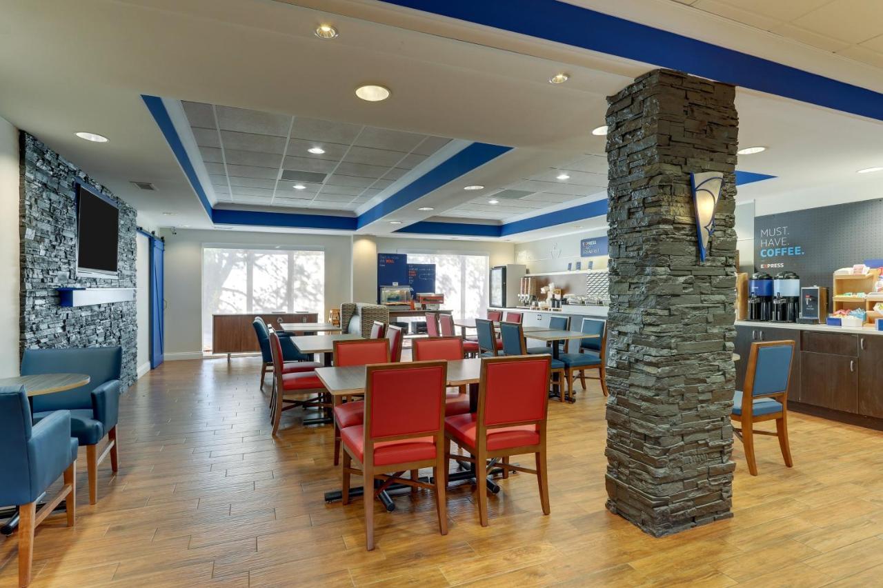 Holiday Inn Express Hotel & Suites Dayton-Centerville By Ihg Buitenkant foto
