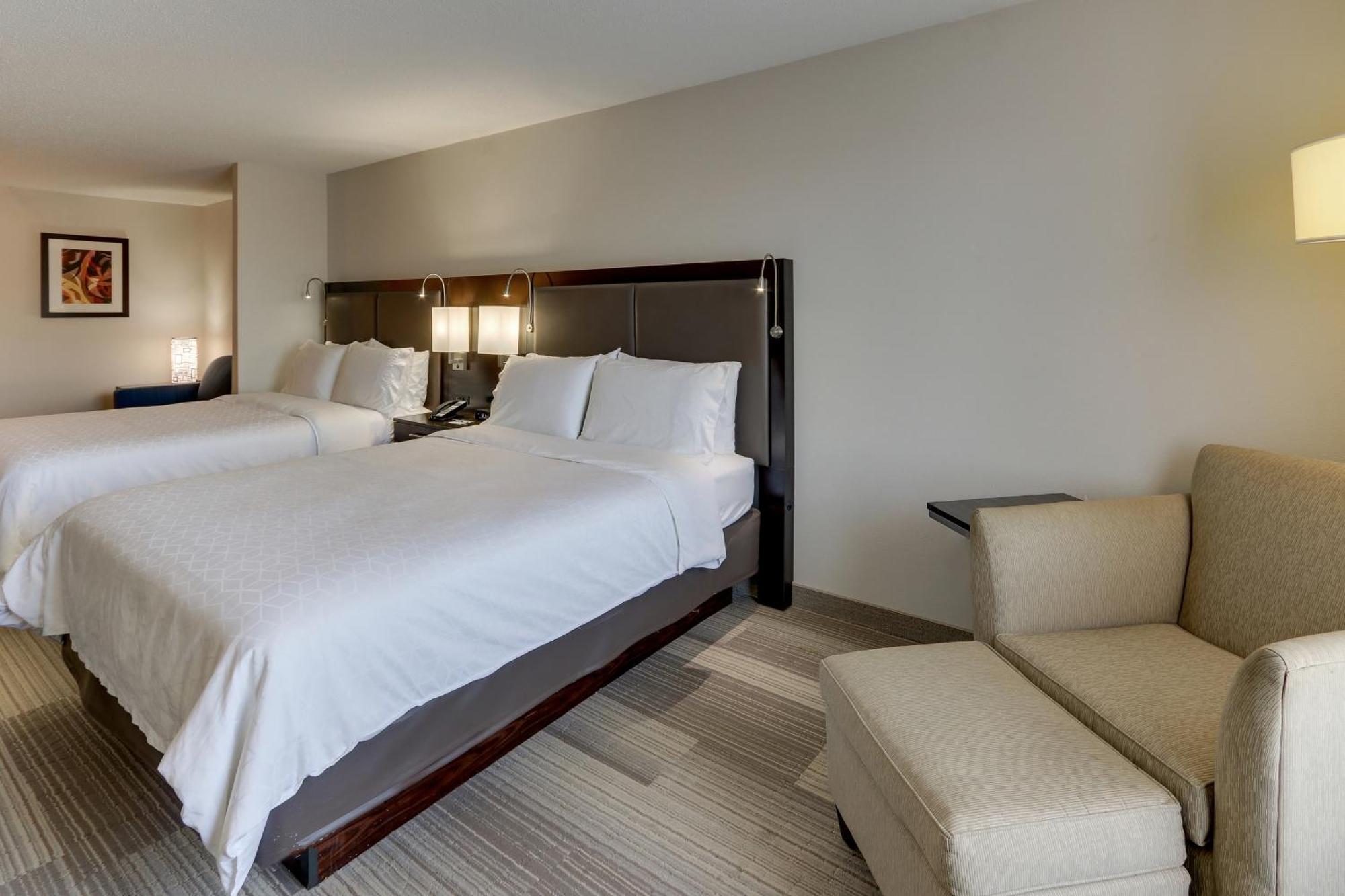 Holiday Inn Express Hotel & Suites Dayton-Centerville By Ihg Buitenkant foto